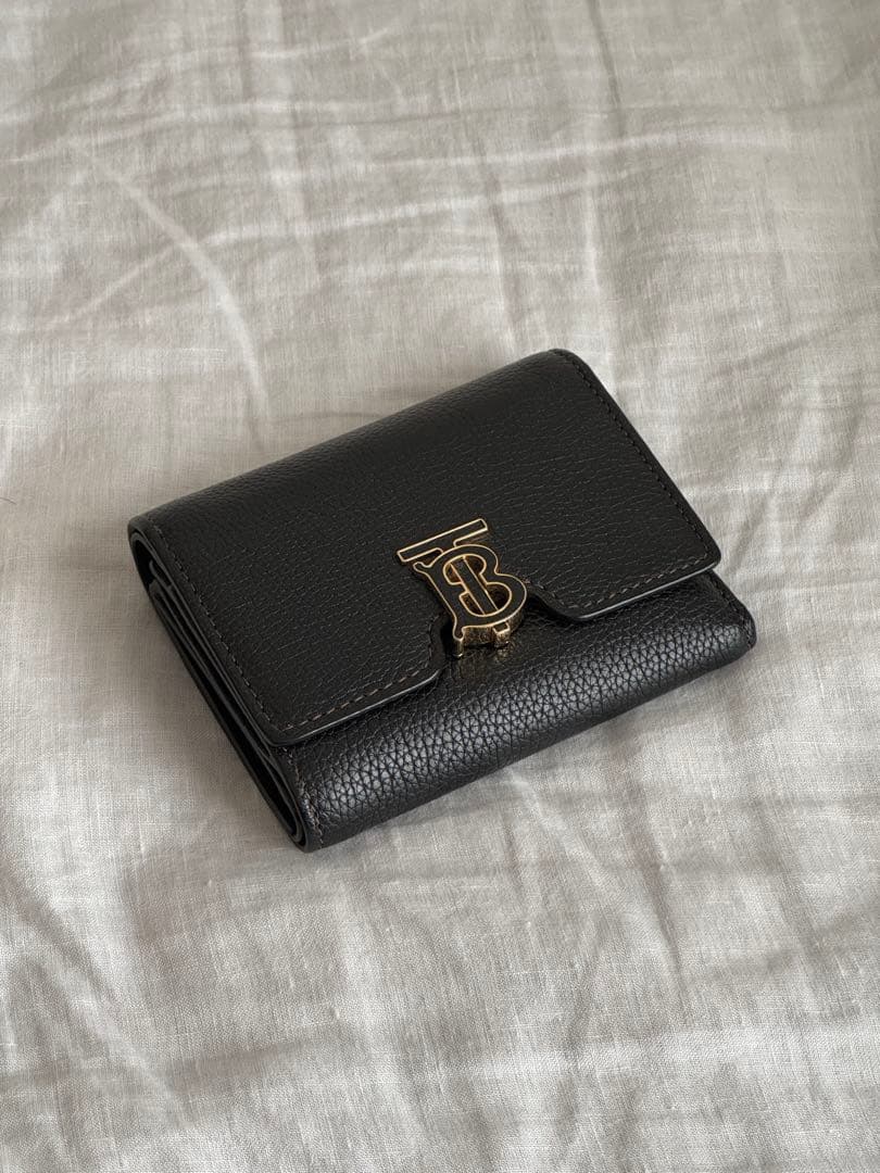 Burberry 三つ折り財布