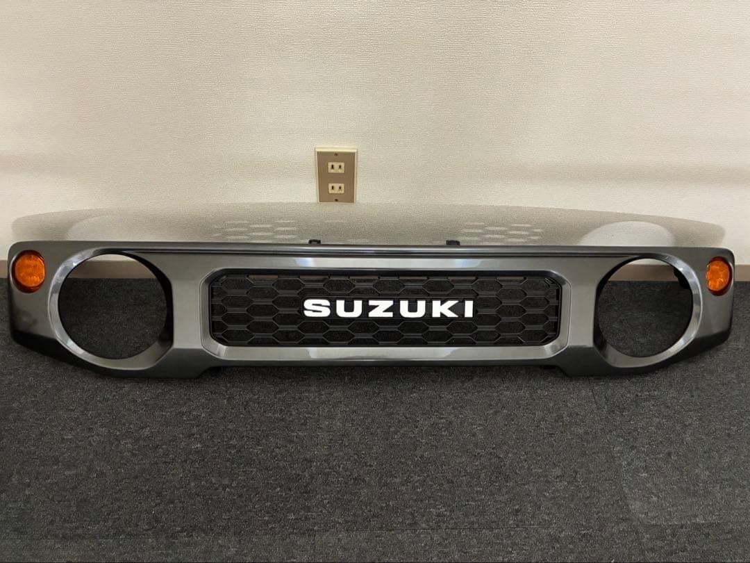 ジムニー　純正オプション　フロントグリル　美品