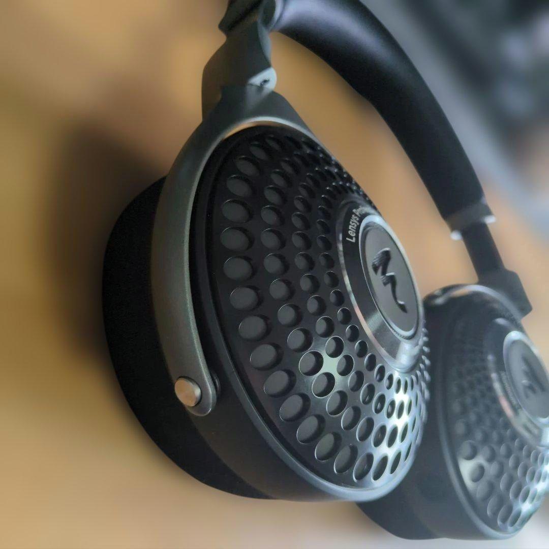 ヘッドホン Focal Lensys Professional