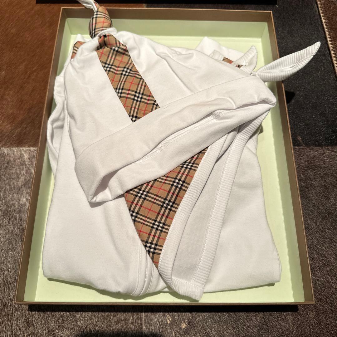 新品　未使用　BURBERRYチェックトリムコットンスリーピース ベイビー