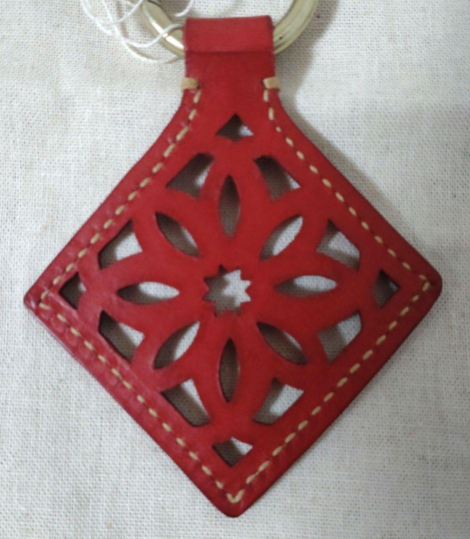 genten　ゲンテン　赤　サステナブルカットワークキーケース　新品未使用