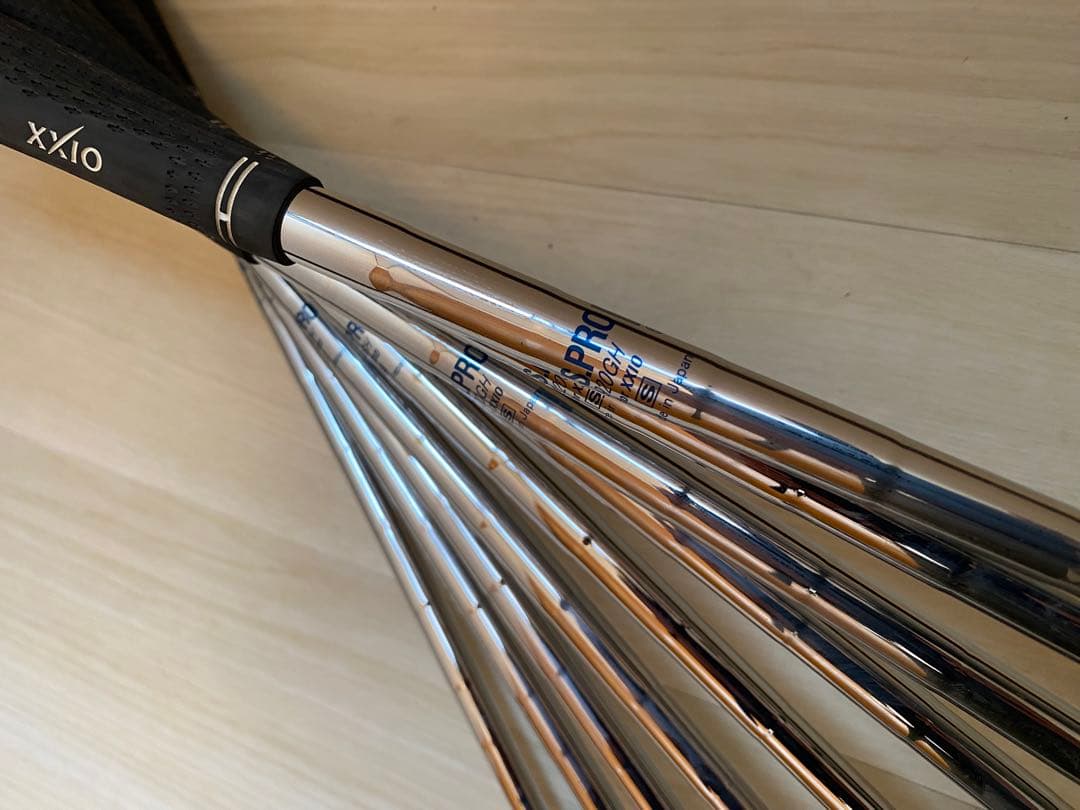 ち*う様 【即発送】XXIO ゼクシオ アイアンセット 9本 スチールS 人気モ