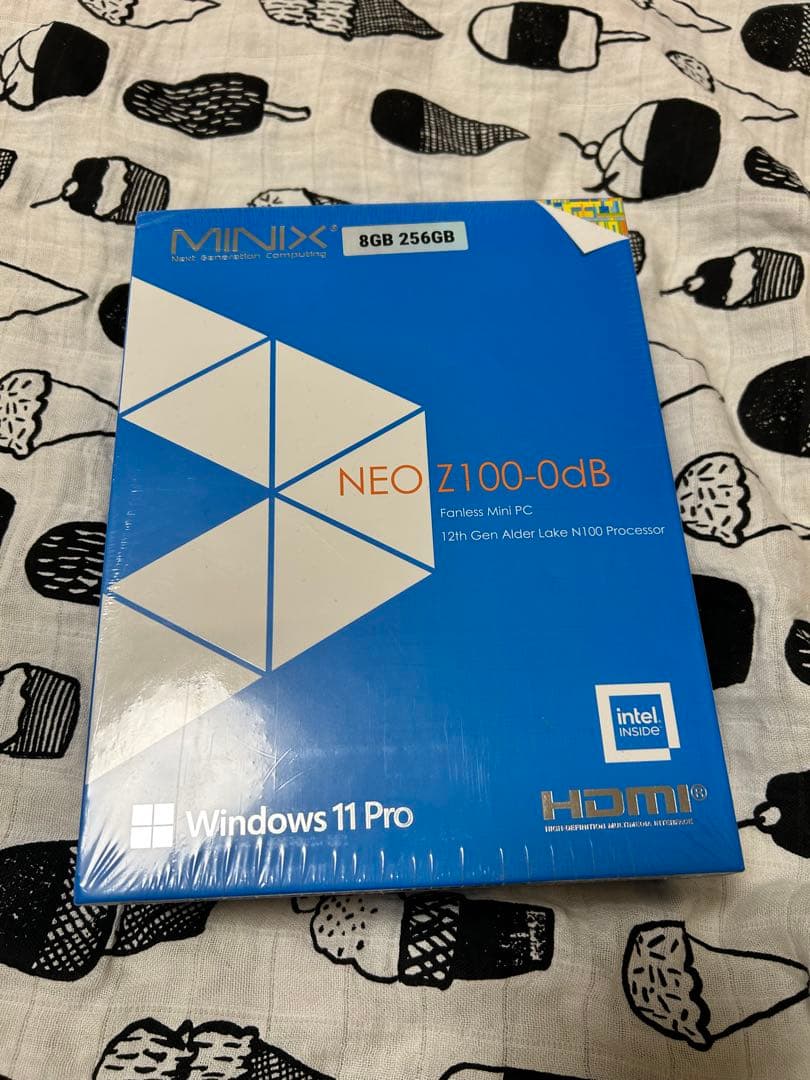 未使用品　MINIX NEO Z100 ファンレスミニpc 12世代N100