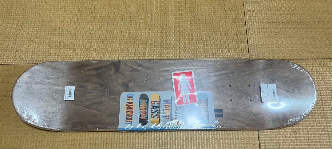 スケートボードデッキ　GIRL Simon Bannerot 8インチ