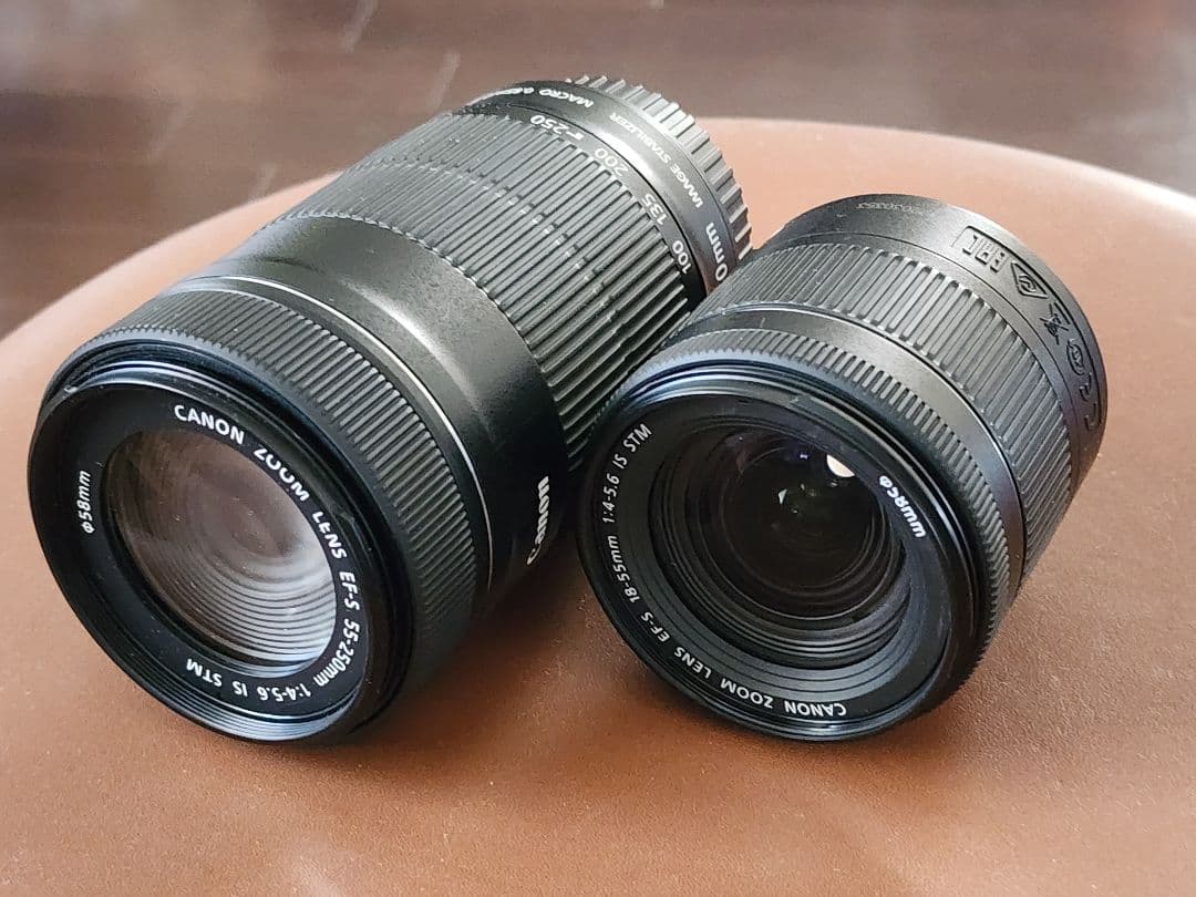 Canon EOS Kiss X9i 本体とダブルズームキット