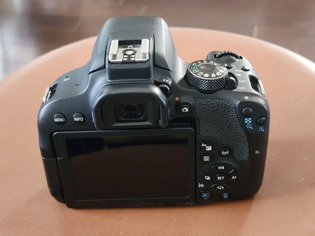 Canon EOS Kiss X9i 本体とダブルズームキット