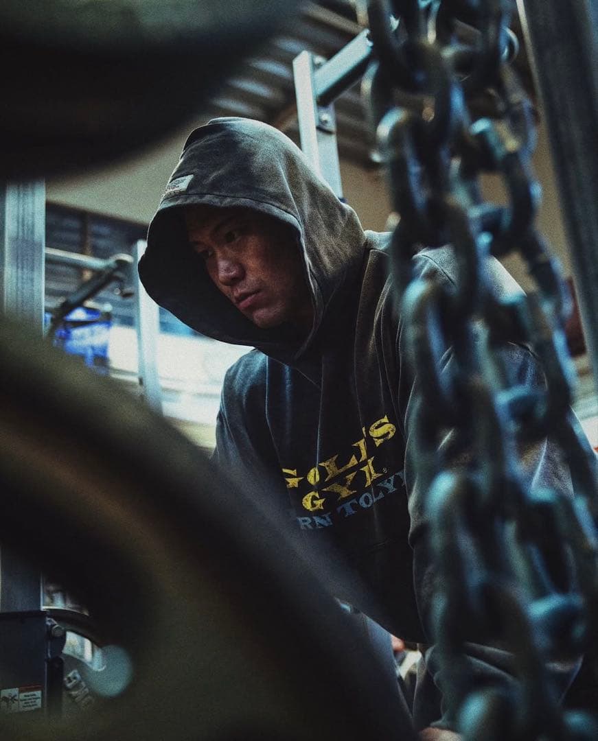 M LÝFT × GOLD'S GYM VINTAGE LOGO HOODIE