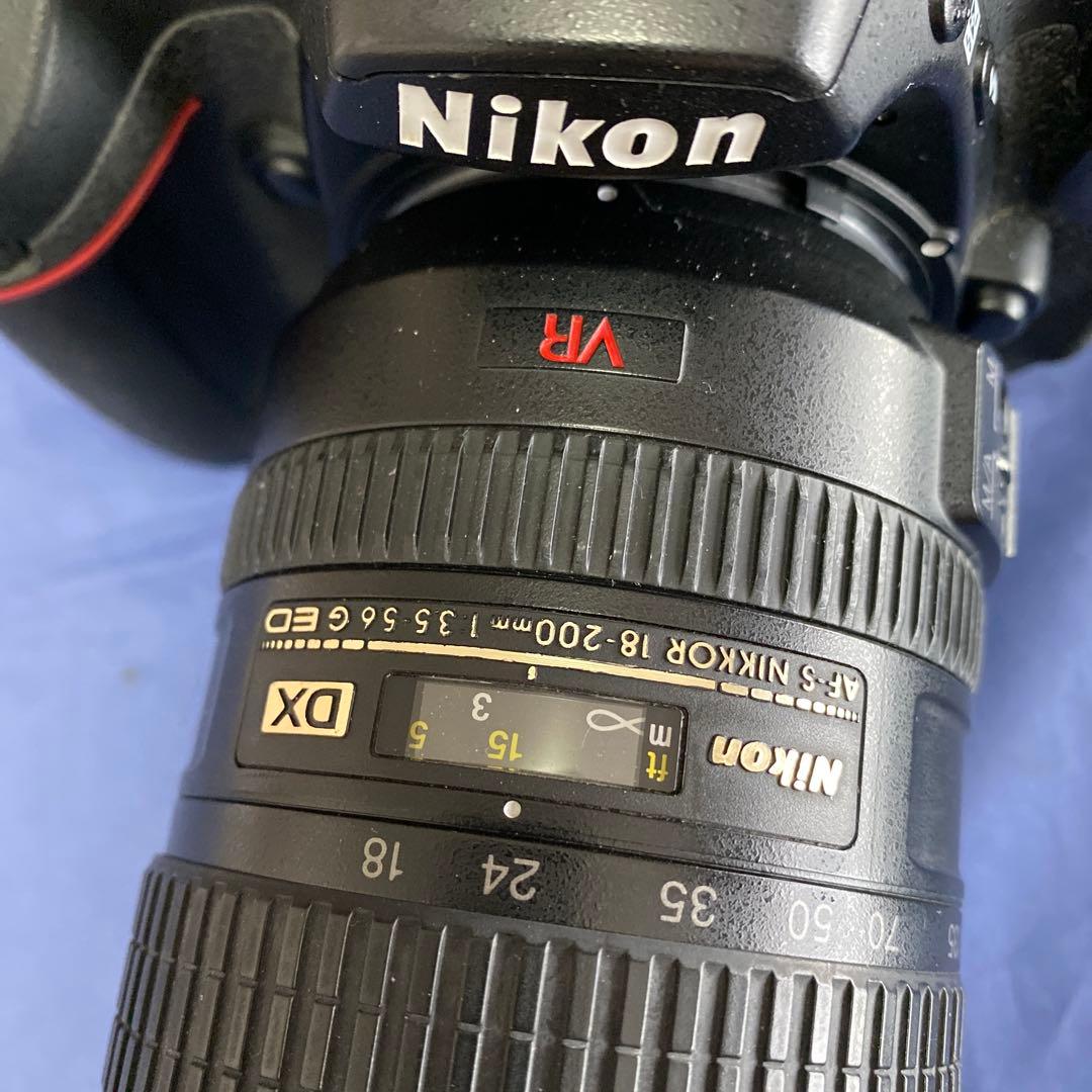 格安、Nikon D300 デジタル一眼レフカメラ、レンズ付き値引きしました。