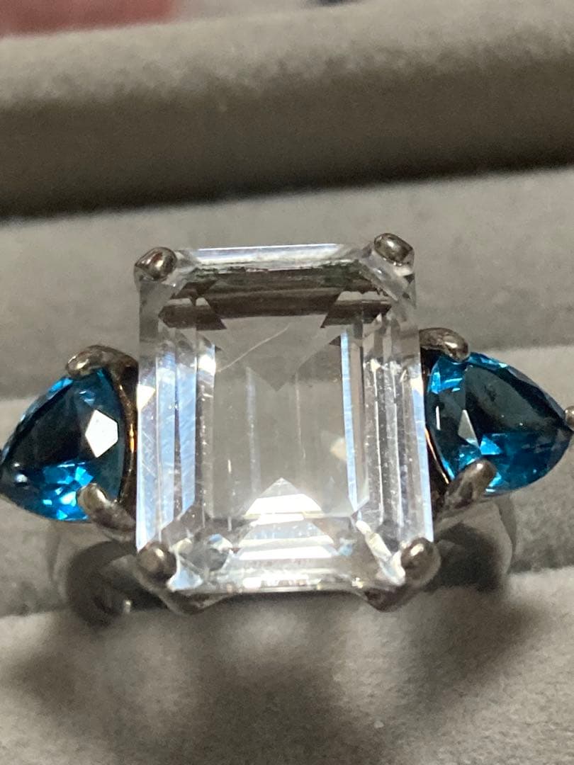 ト*ー様 【超爆安】ロンドンブルートパーズ ホワイトトパーズ？ リング 約22号