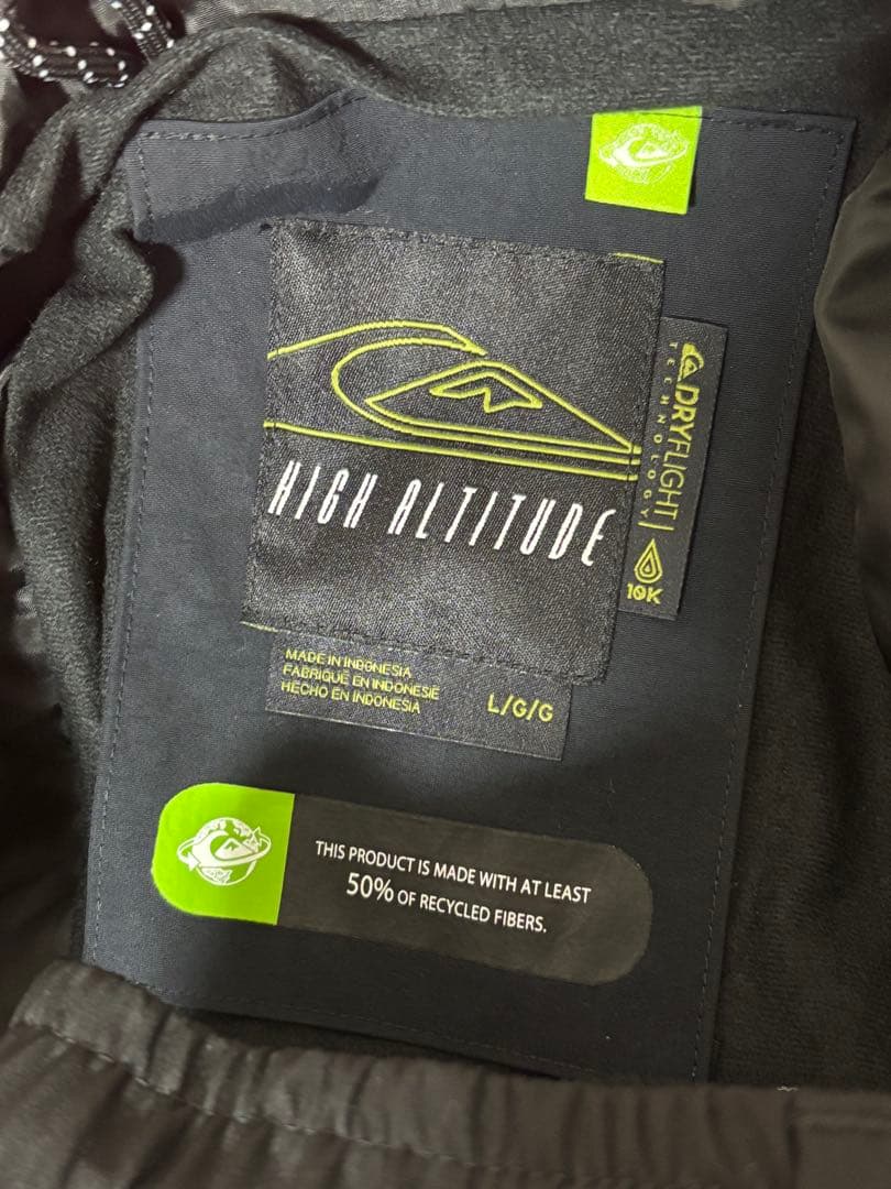 ※タイラ【未使用】スノーボードウェア QUIKSILVER サイズL