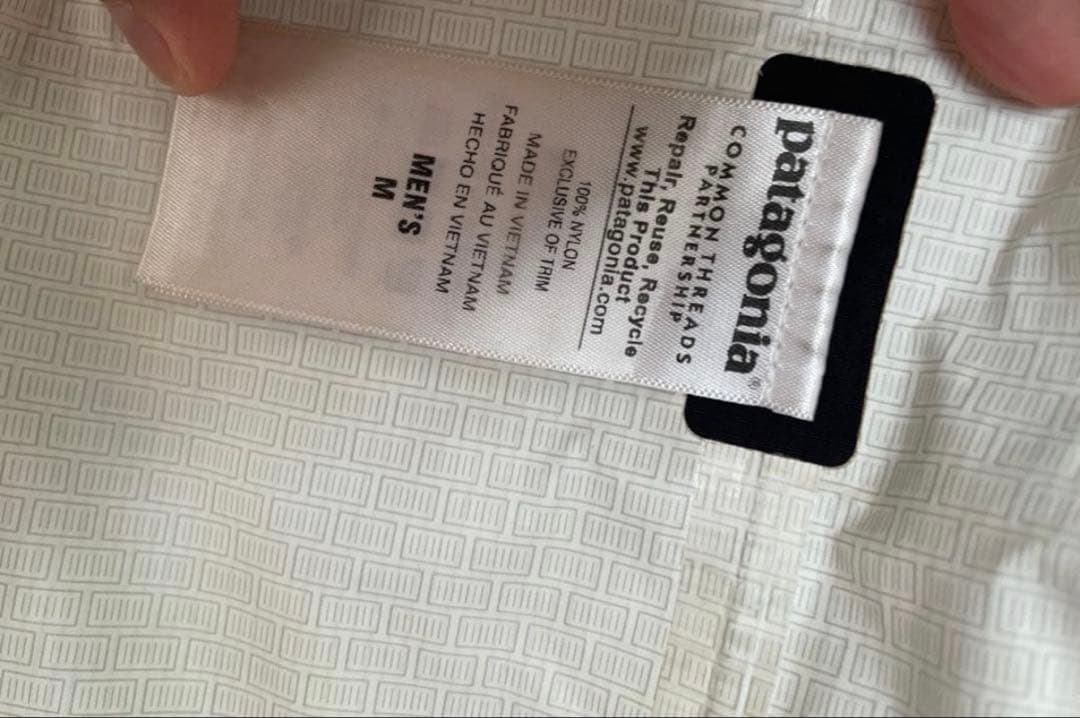 patagonia トレントシェルジャケット　ブラック