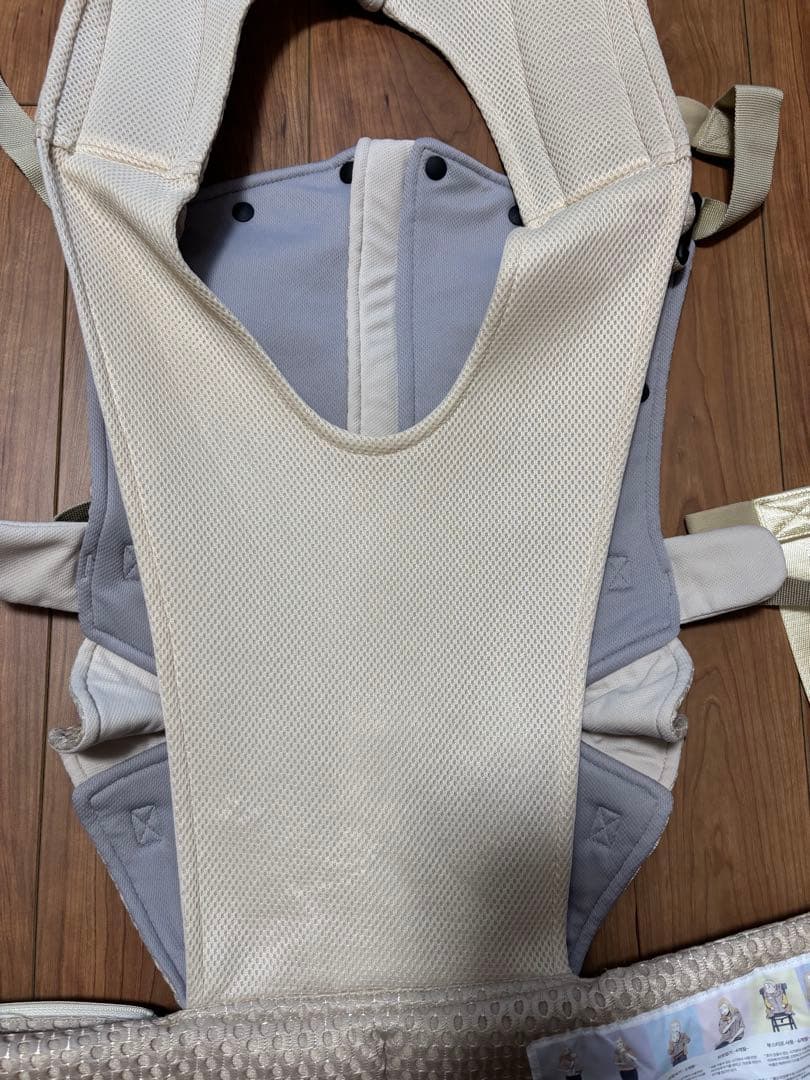 bebeswan / べべスワン 抱っこ紐 サンドベージュ