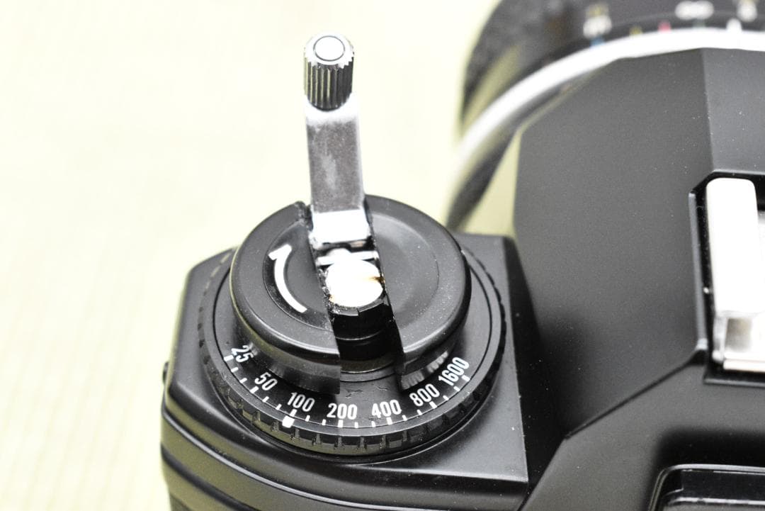 【整備済 完動品】 Nikon EM + 24mm F2.8 Ai