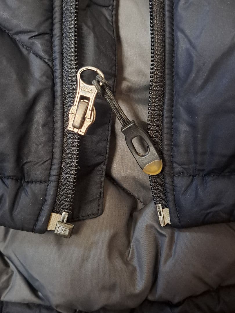 Mountain Hardwear ダウン