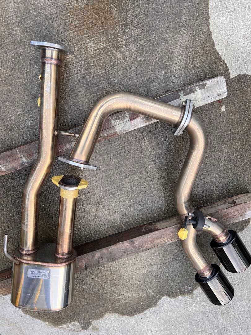 プラド150後期　センターサイドマフラー　ディーゼル車用　引き取り歓迎