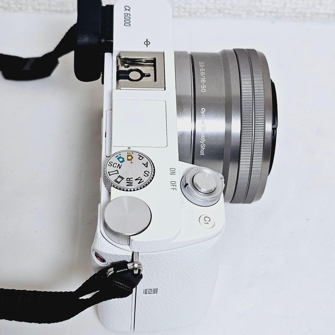SONY α6000 ミラーレス一眼カメラ パワーズームレンズキッ卜