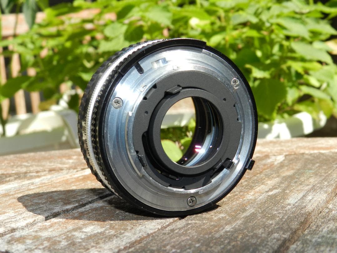 決算セール　極美品　Nikkor 50mm f/1.8 パンケーキレンズ