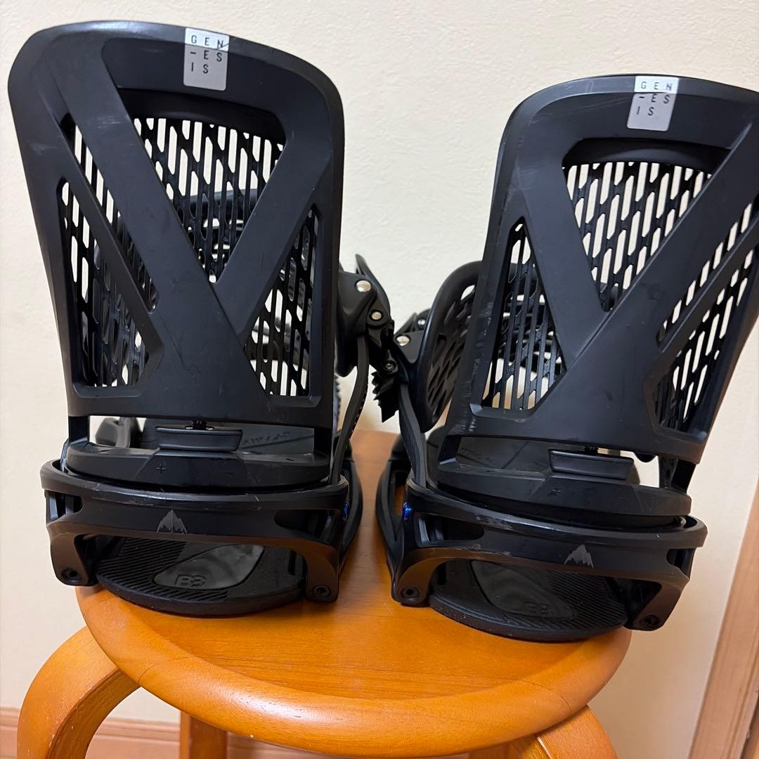 GENESIS 【est】スノーボード ビンディング Mサイズ