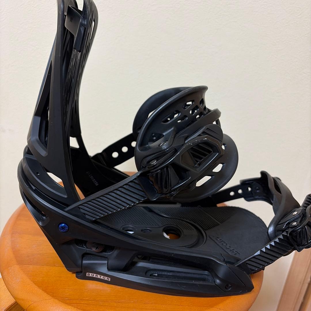 GENESIS 【est】スノーボード ビンディング Mサイズ