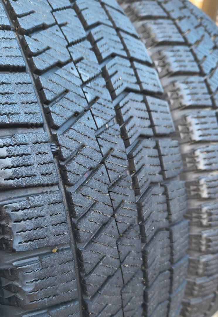 スタッドレス＆アルミホイール15インチ４本セット　送料込み