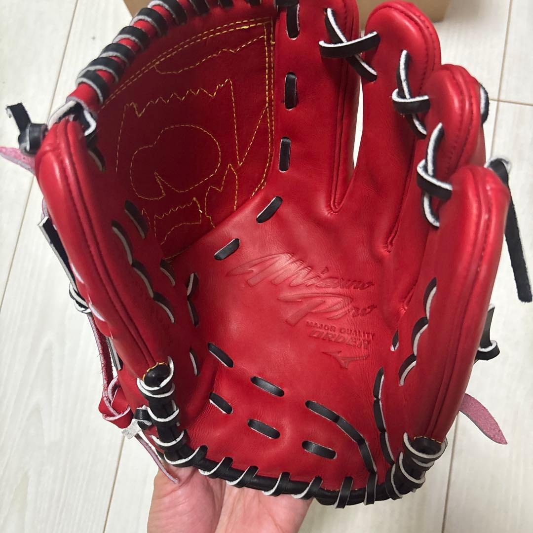 ミズノプロオーダー硬式投手新品