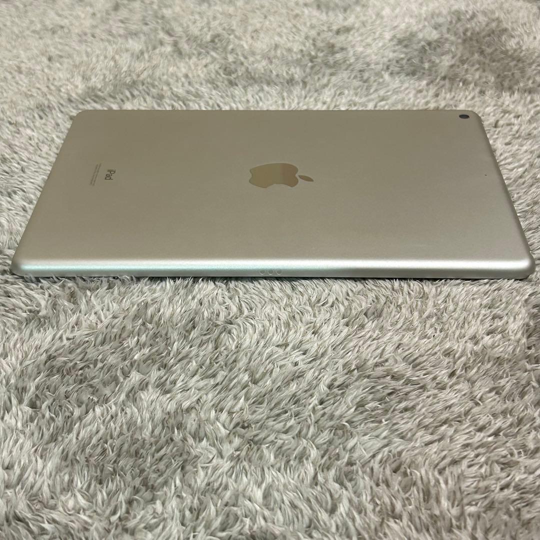 iPad 第9世代　64GB シルバー　ipad アイパッド