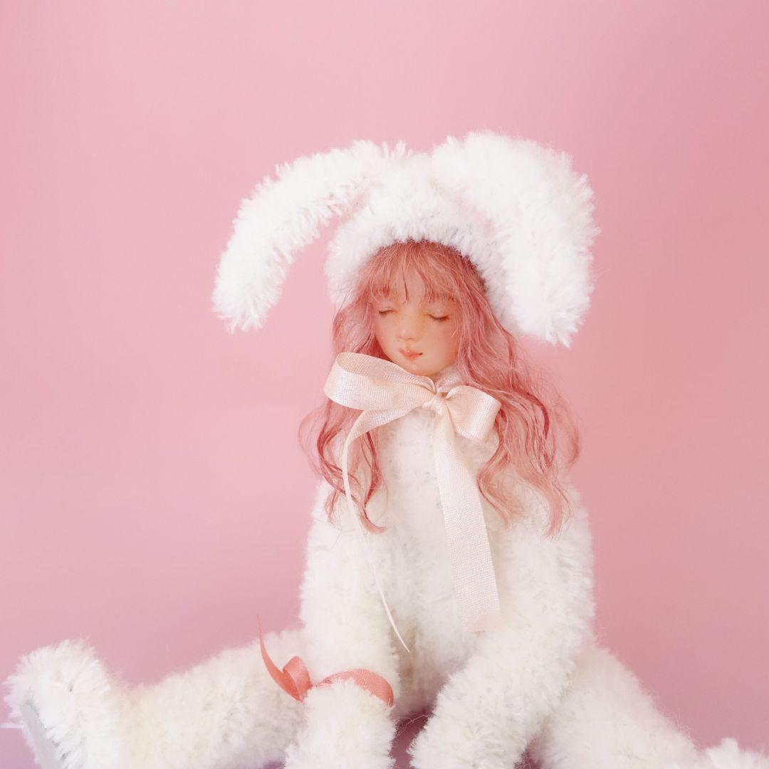 ■うさぎ着ぐるみドール■ アートドール 創作人形 樹脂粘土 ハンドメイド