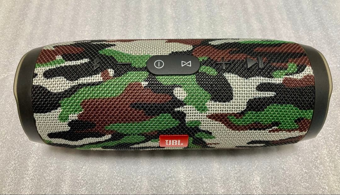 JBL Charge 3 ポータブルBluetoothスピーカースクワッド迷彩色