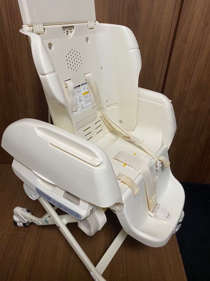 コンビ ネムリラ4キャスオートスイングlotta 赤ちゃん本舗 カバー2組付