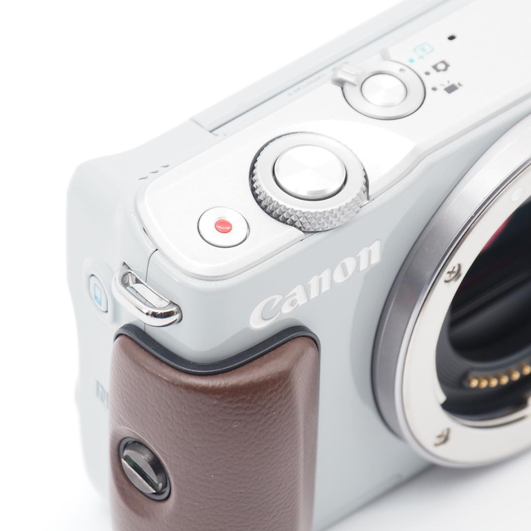 100416☆ほぼ新☆キヤノン EOS M10 ボディ グレー