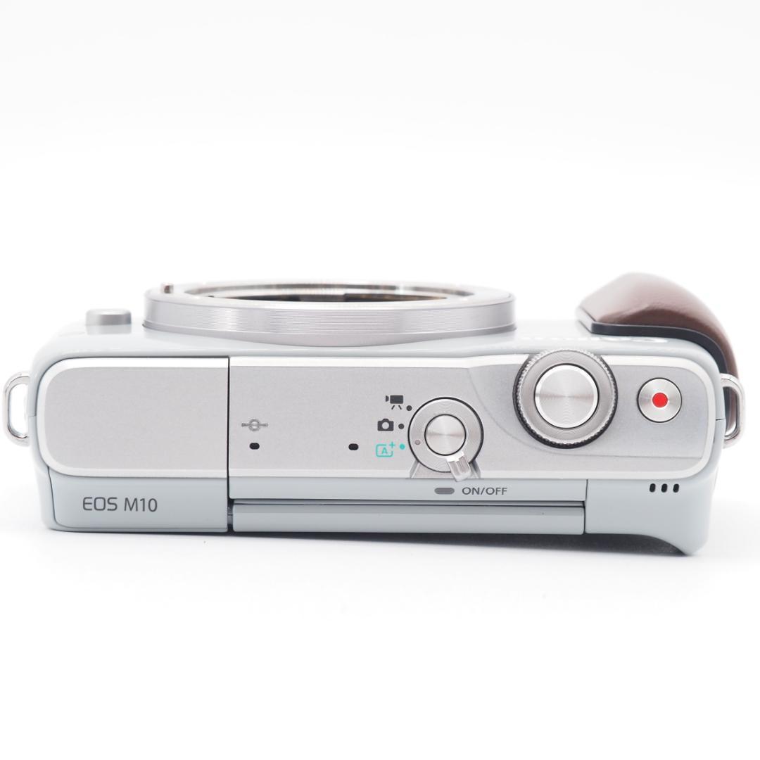 100416☆ほぼ新☆キヤノン EOS M10 ボディ グレー
