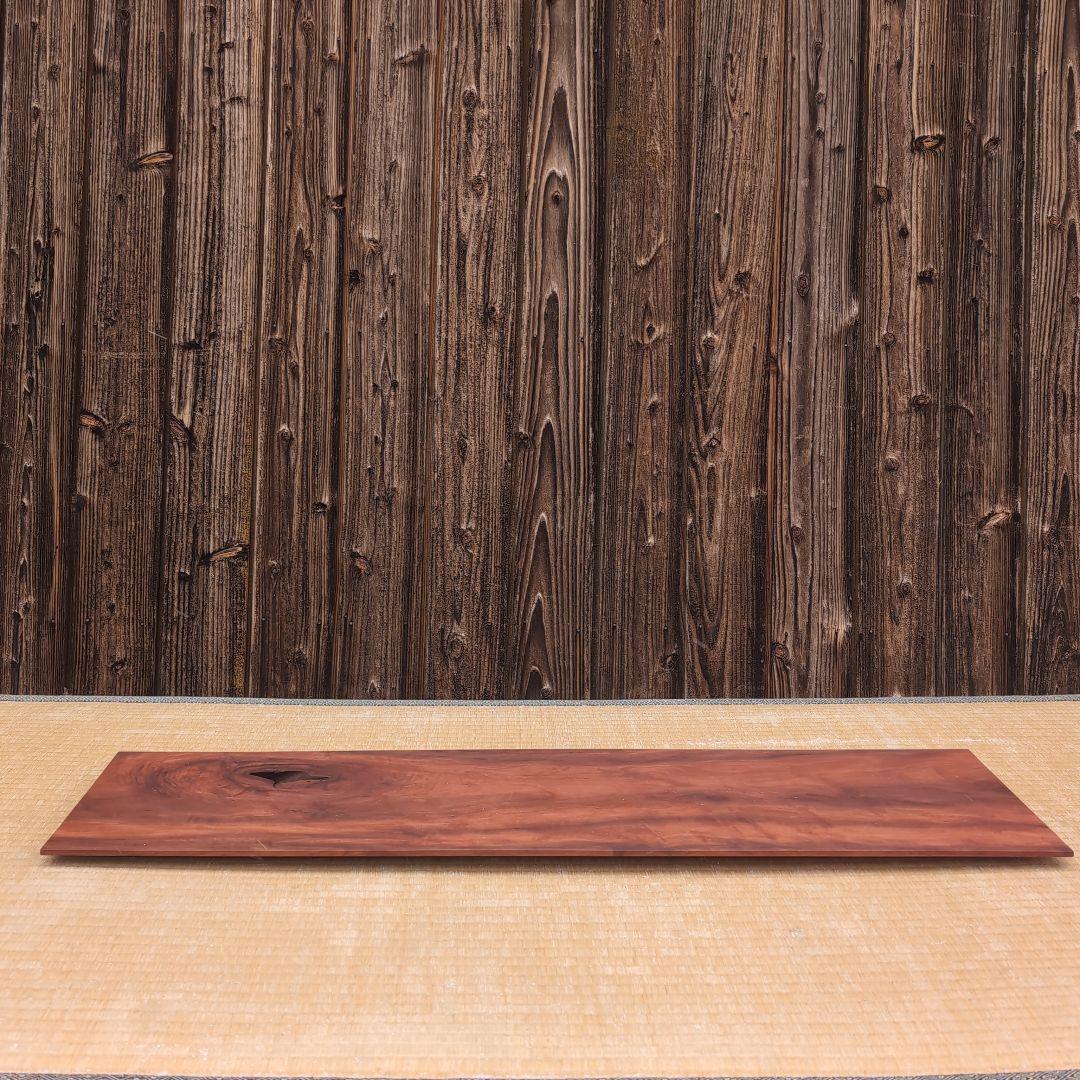 古材の赤栃板の置台　ディスプレイスタンド 一枚板　無垢の家具