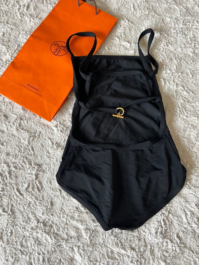 エルメスのスイムウェア