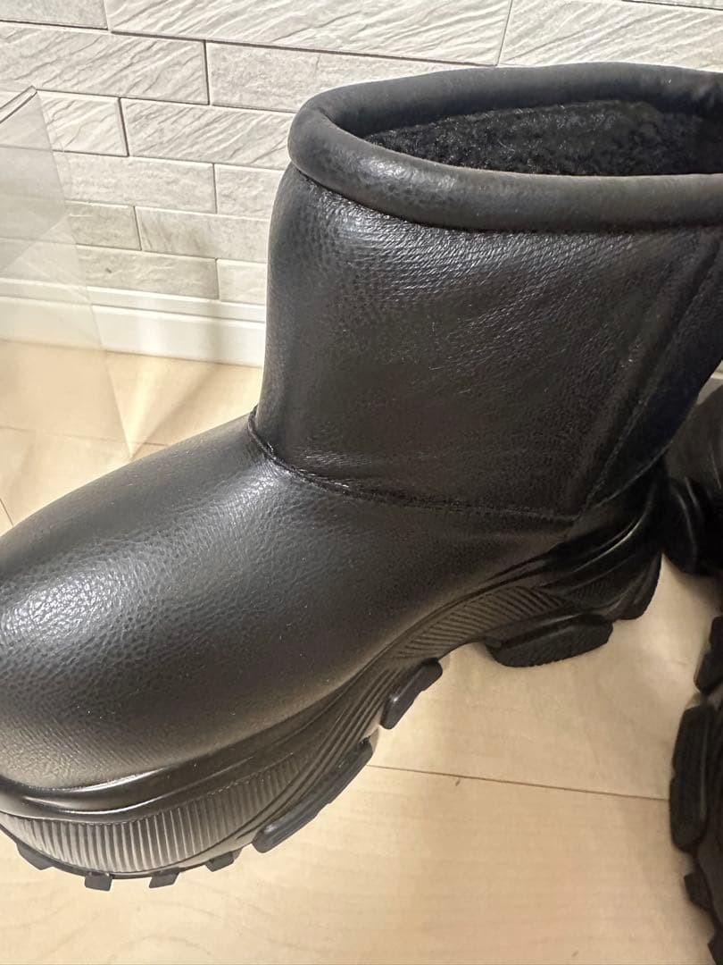 YELLO ブラック サイドゴアブーツ 未使用新品