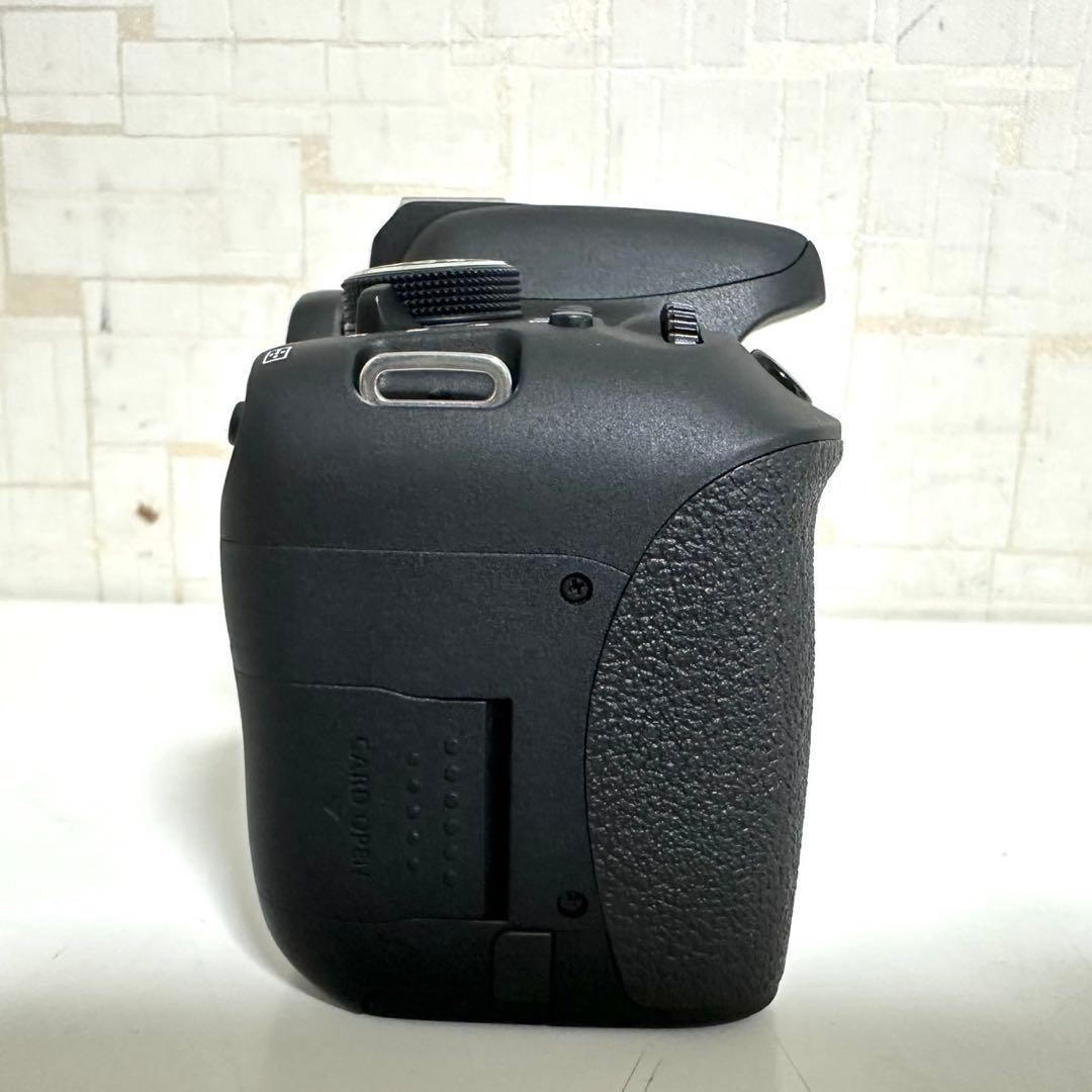 Canon EOS Kiss X8i ボディ 訳ありデジタル一眼レフカメラ