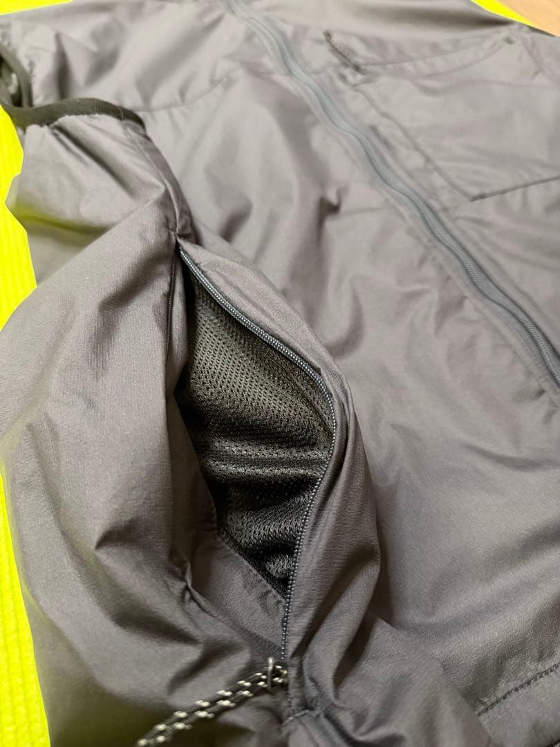 THE BLUE LUG pilgrim surf ベスト チャコール　L