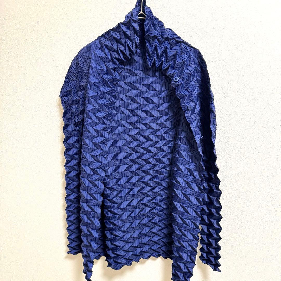 極美品✨ISSEY MIYAKE プリーツ　立体　変形　ネイビー　長袖　シャツ