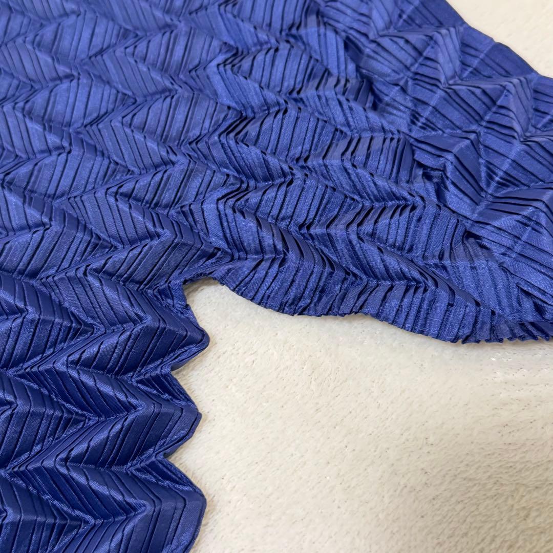 極美品✨ISSEY MIYAKE プリーツ　立体　変形　ネイビー　長袖　シャツ