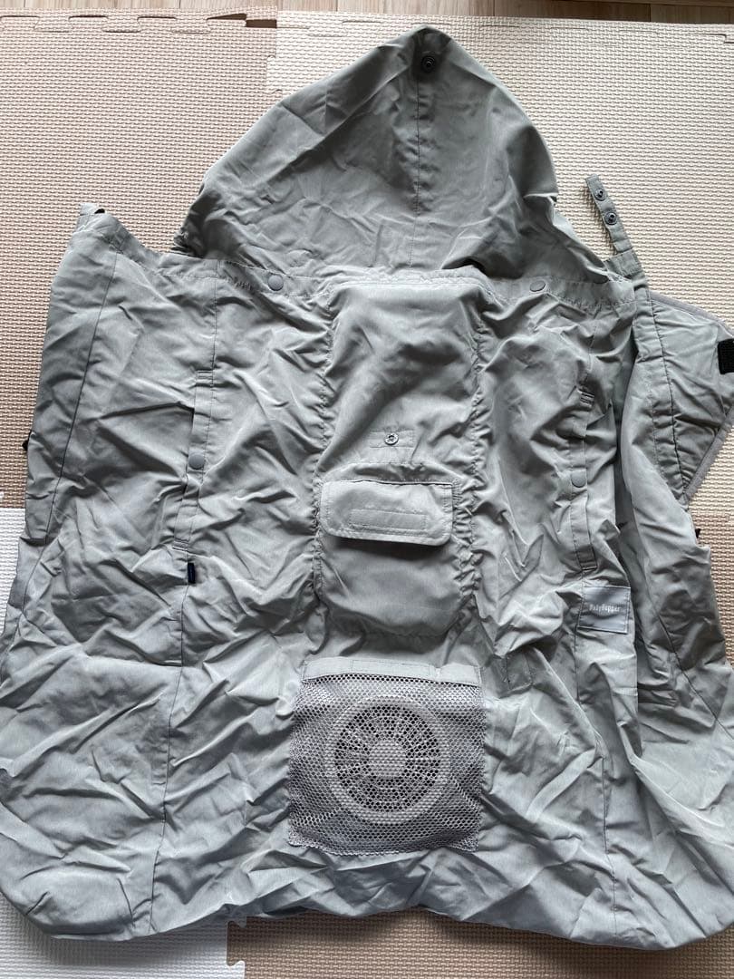 空調抱っこひもカバー　グレー