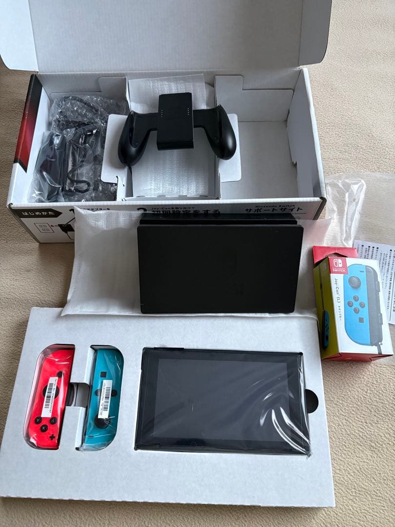 【週末値下げ】 Nintendo Switch ネオンブルー/ネオンレッド本体