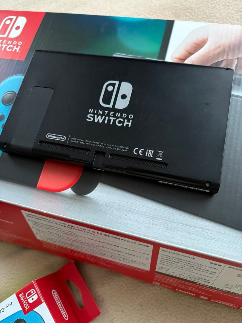 【週末値下げ】 Nintendo Switch ネオンブルー/ネオンレッド本体