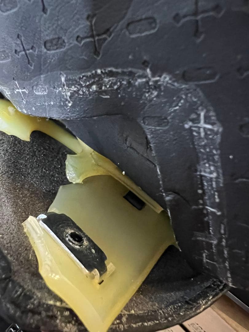 【一部破損】Malavita ESTビンディング MサイズBurton【箱付き】