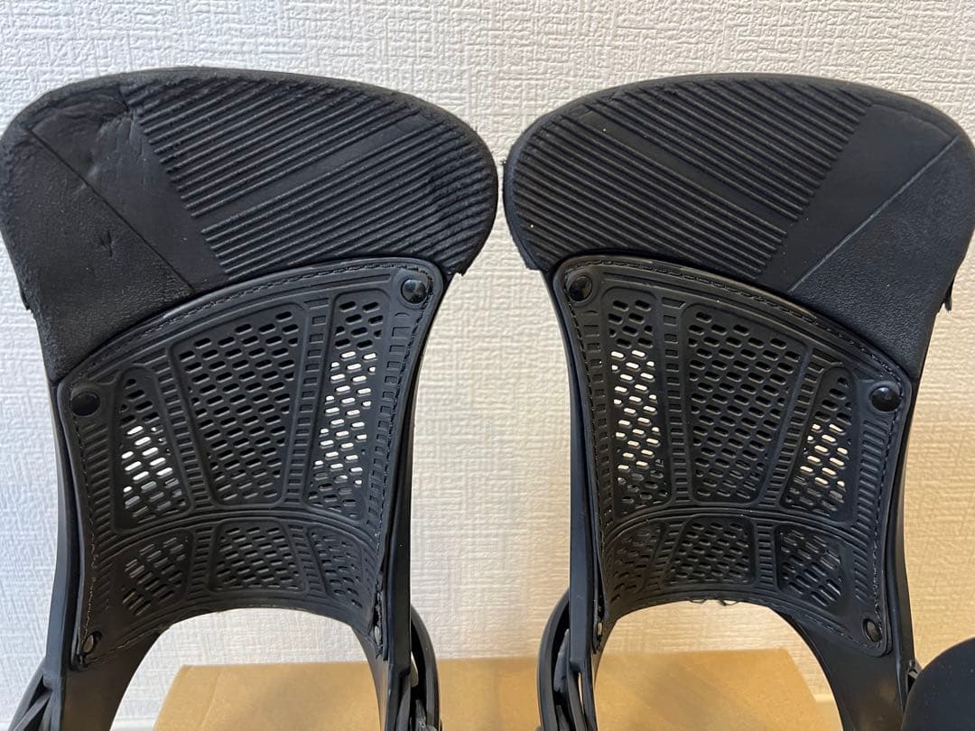 【一部破損】Malavita ESTビンディング MサイズBurton【箱付き】