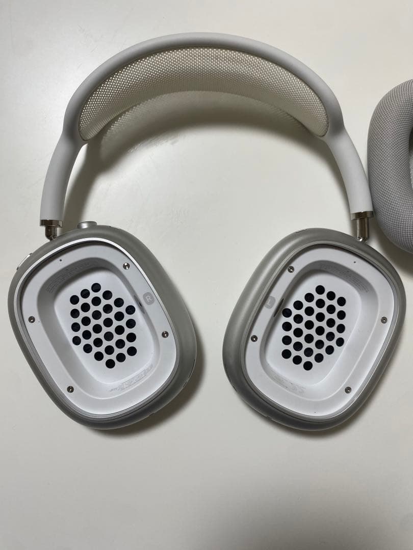 AirPods pro Max シルバー