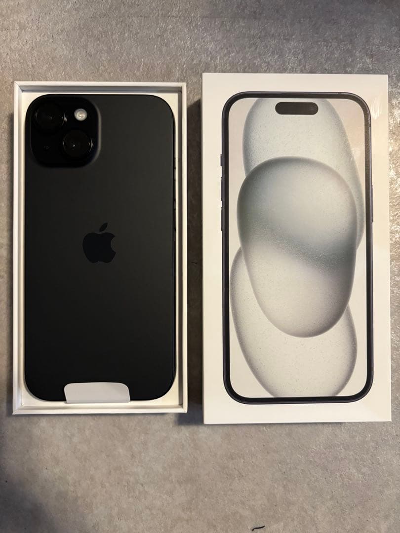 iPhone15　128GB ブラック