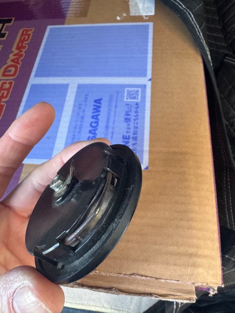 momo ヴェローチェ ウッドステアリング 35パイ ホーンボタン付き