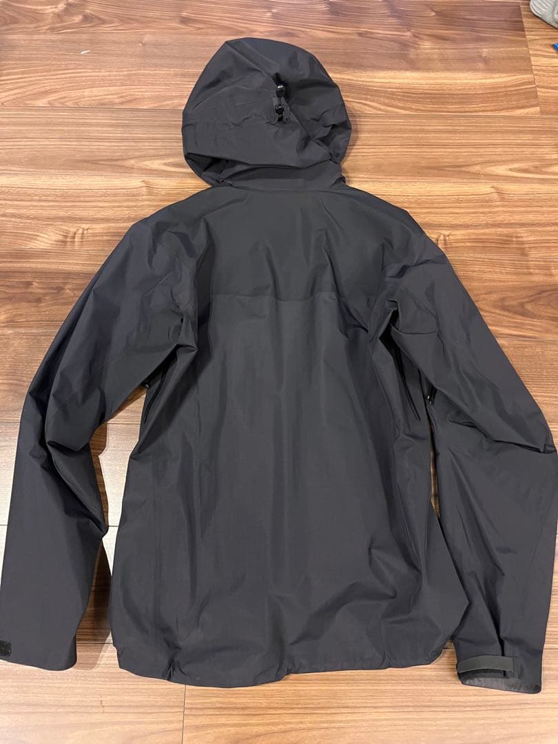 ARC'TERYX Beta SL Hybrid Jacket（M）