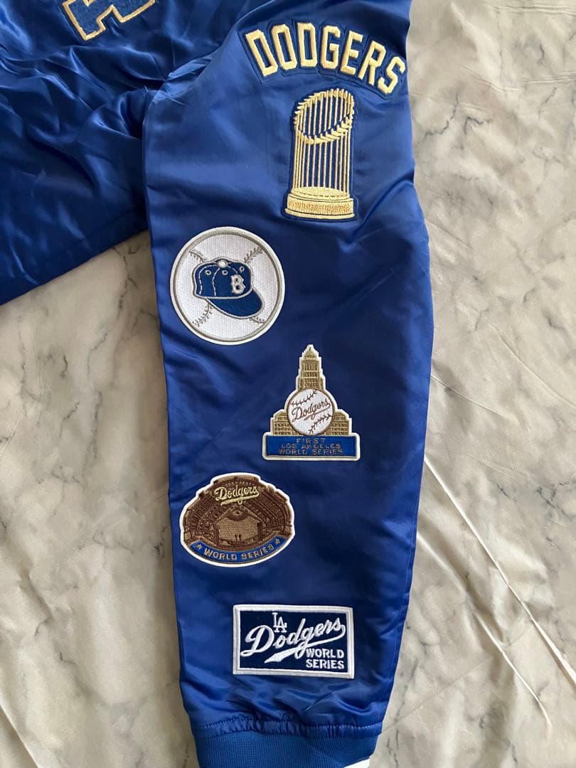 2024 ワールドシリーズ チャンピオン サテン ジャケット ドジャース
