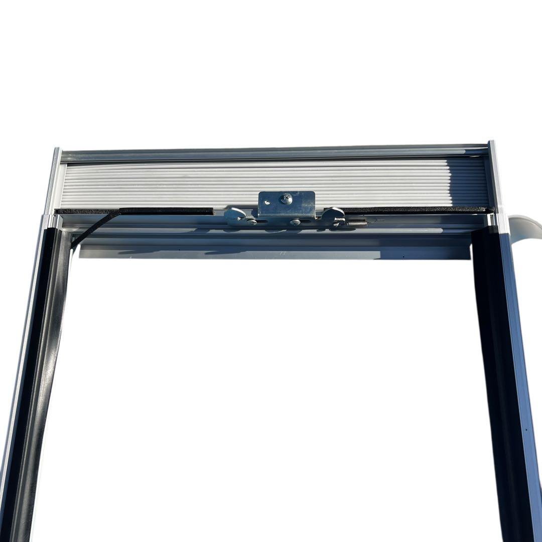 美品 動作確認済み　トヨトミ 窓用エアコン 8畳 TIW-A180G