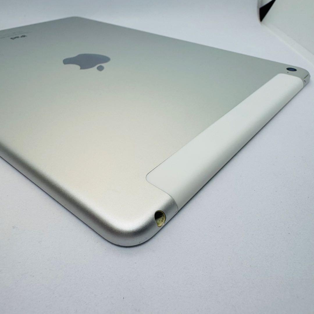 【新品バッテリー】iPadAir2 64GB本体 シルバーDocomo